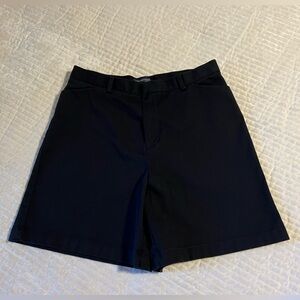 Women’s Dockers Black Shorts Size 8
